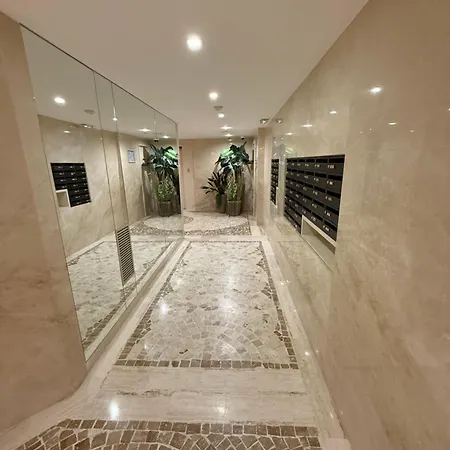 Center Bay شقة *
