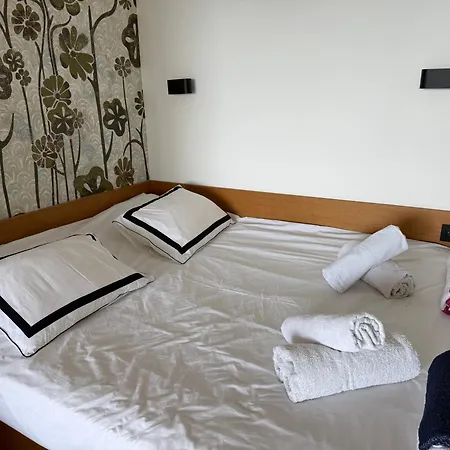 Center Bay Апартаменты Жуан-ле-Пен